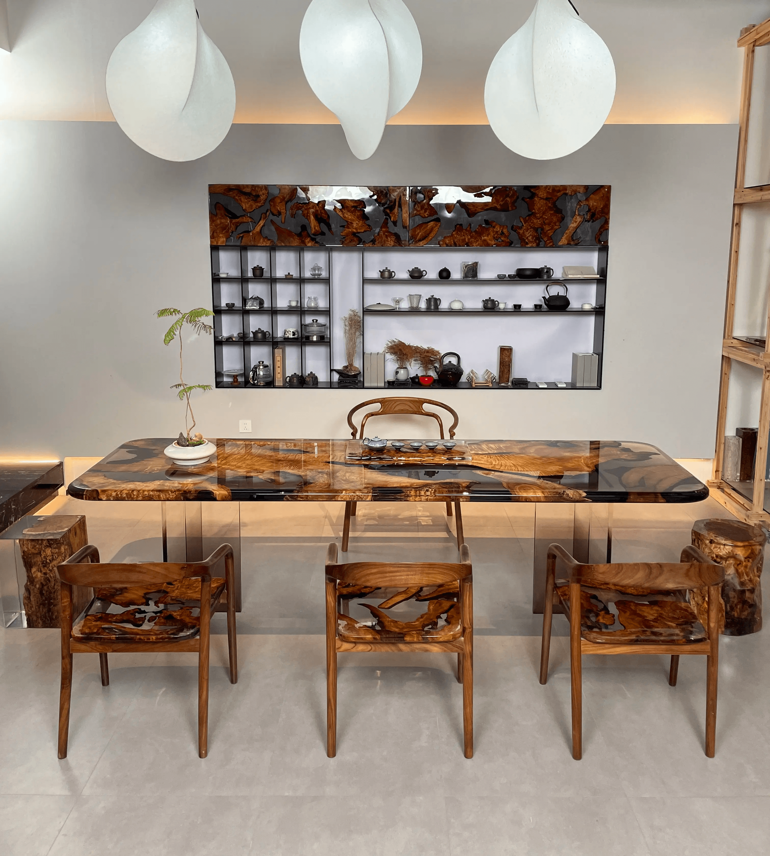 8 Seater Ultra Opulent Epoxy Dining