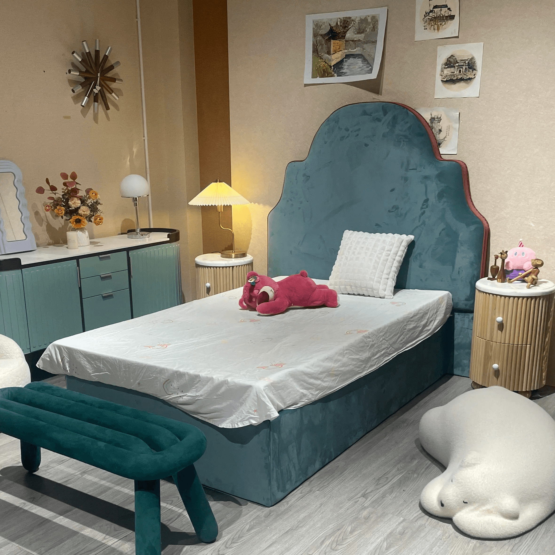 Velvet Majesty Bed