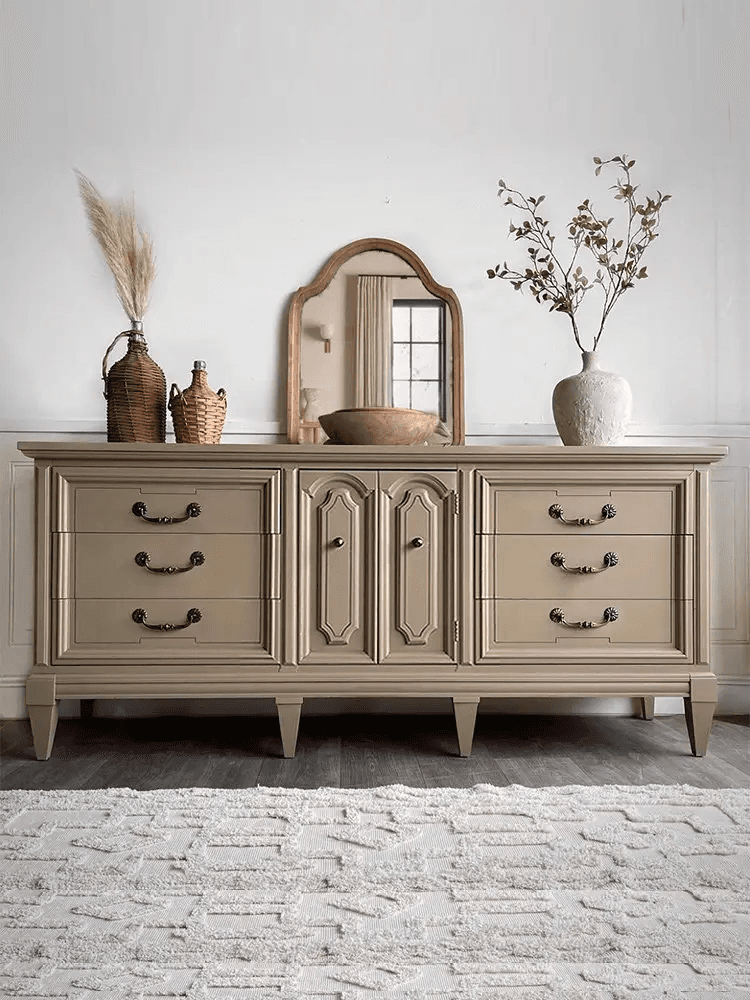TV Cabinet Carving